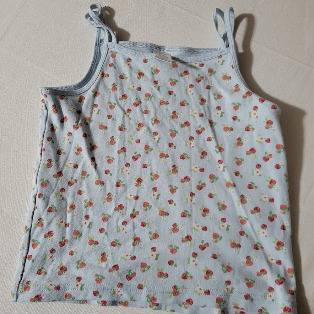 Gymboree Vintage Strawberry Farm Used size 8 shirt. Located A23
